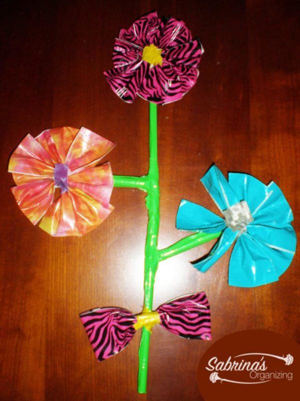 Repurpose Broken Pencil Into Flowers craft project