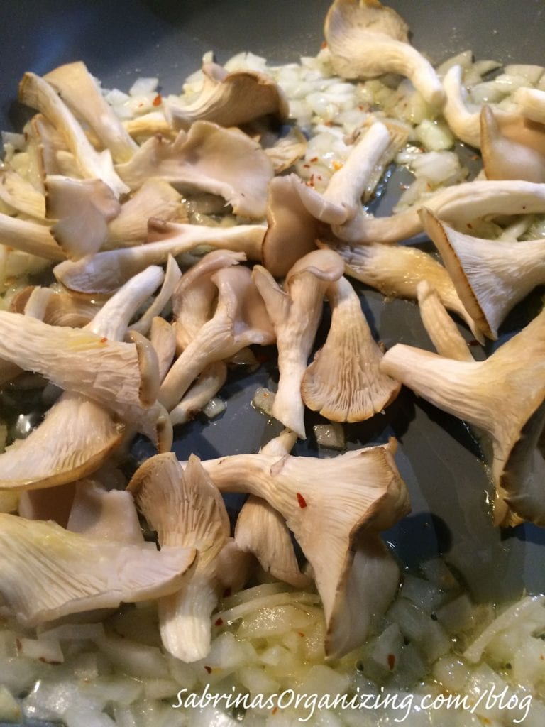 add mushrooms to skillet