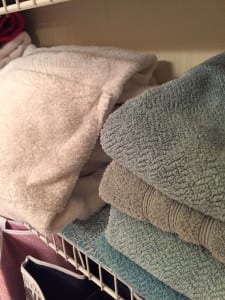 tri-fold towels for narrow shelves