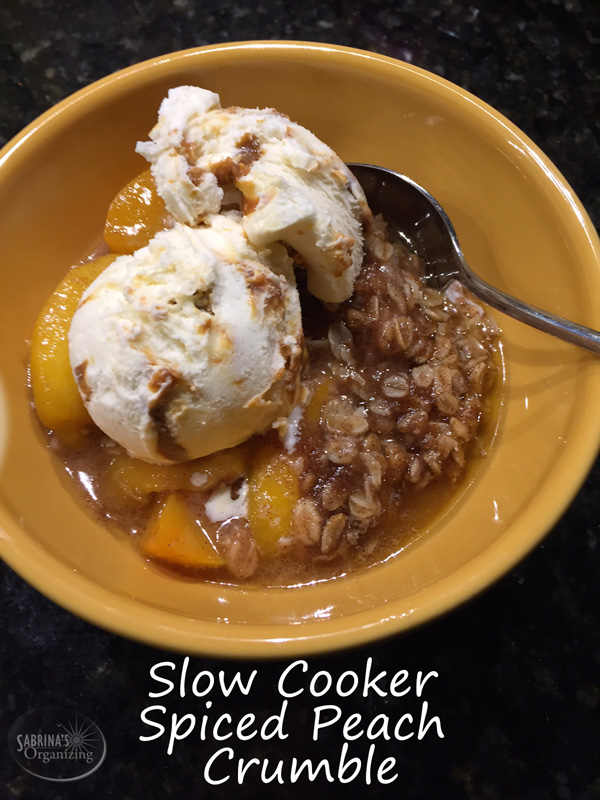 Slow Cooker Spiced Peach Crumble