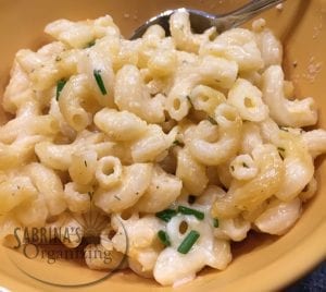 Meatless Buffalo Mac and Cheese