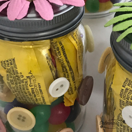 Creative Easter gift mason jar - great gift for teens