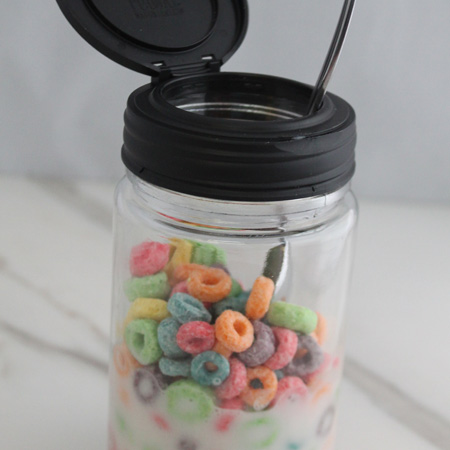 Bring to work with your favorite breakfast cereal. - 9 Creative Ways to Organize with Mason Jars
