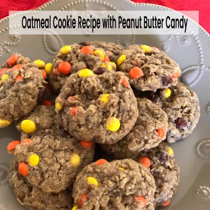 Cookies in a plate - square image - title at the top center