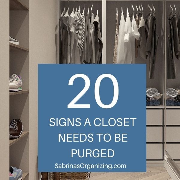20 Signs A Closet Needs To Be Purged