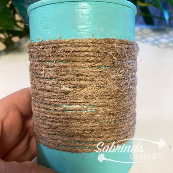 Wrap Twine around can with the Mod Podge Glue