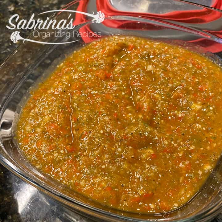 How to Make Red Pepper Tomatillos Dip (salsa verde) square image