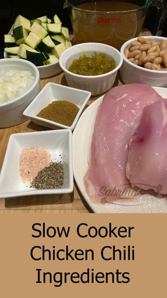 Slow Cooker Chicken Chili Recipe ingredients