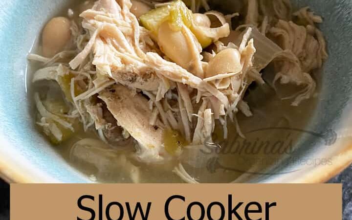 Slow Cooker Chicken Chili Recipe - featured image