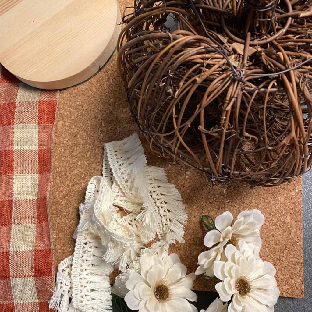 DIY Cheap Boho Decor Stand for Fall