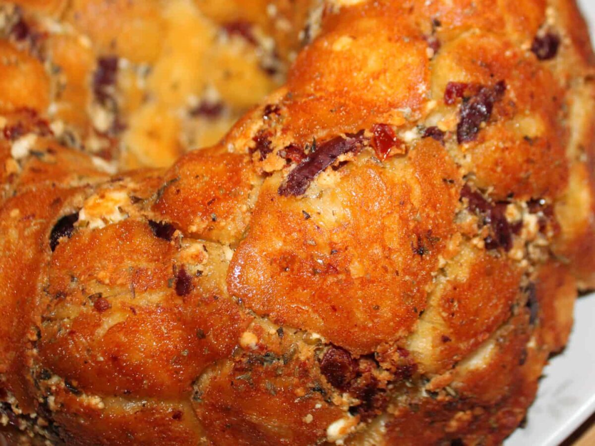 Granny's Monkey Bread Recipe (Printable Recipe + Video)