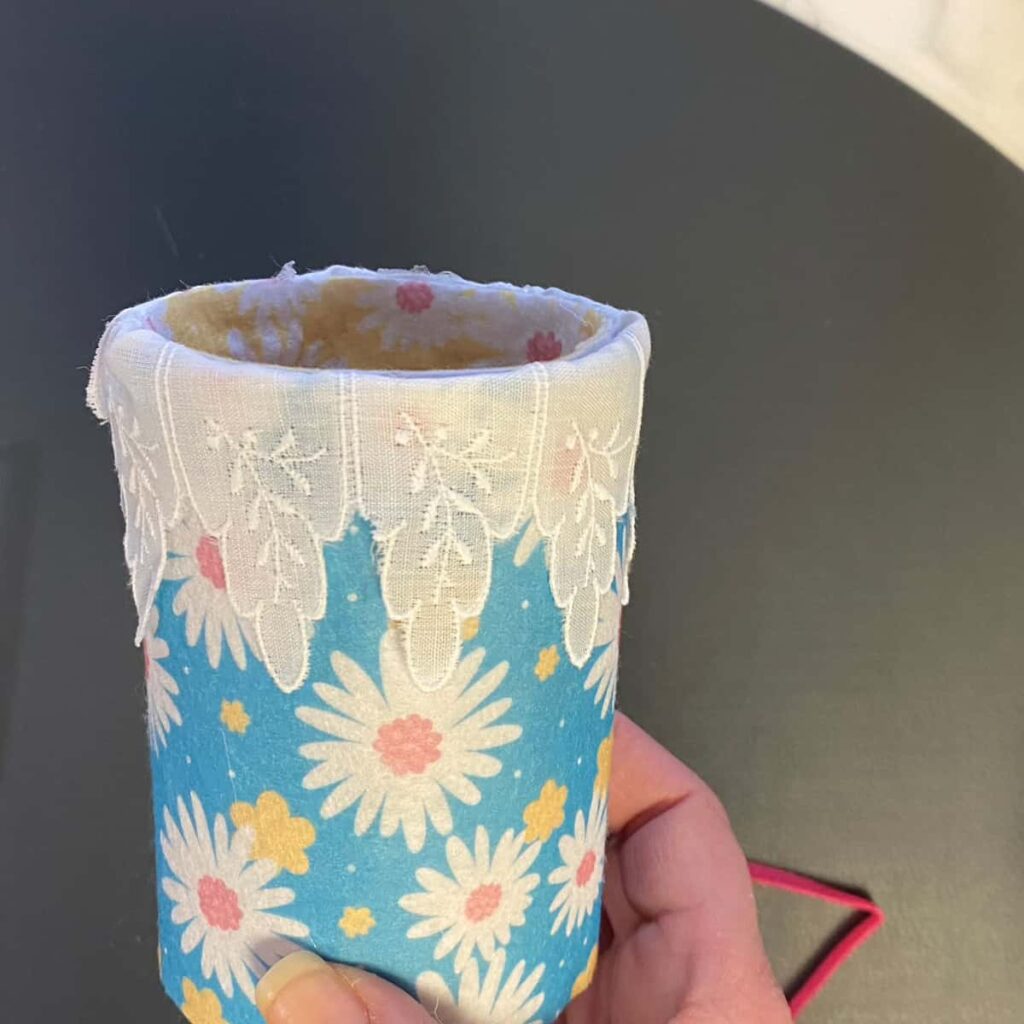 Added the felt inside the can