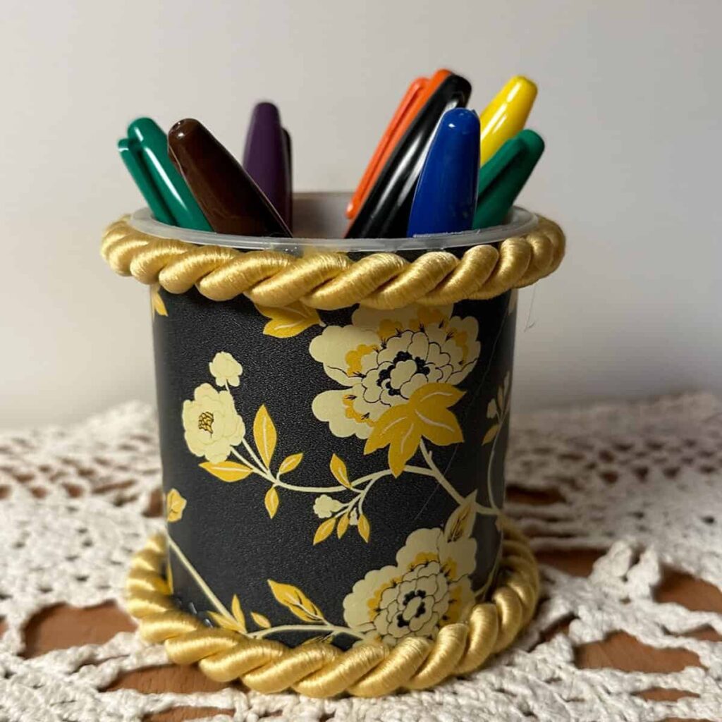 Repurposing Frosting Container turned marker bin DIY Project - square image