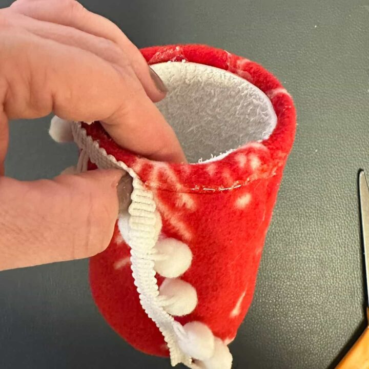 Add fabric ribbon to can