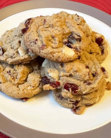 Eggless GF DF Cranberry and Macadamia Nut Cookies - Featured image