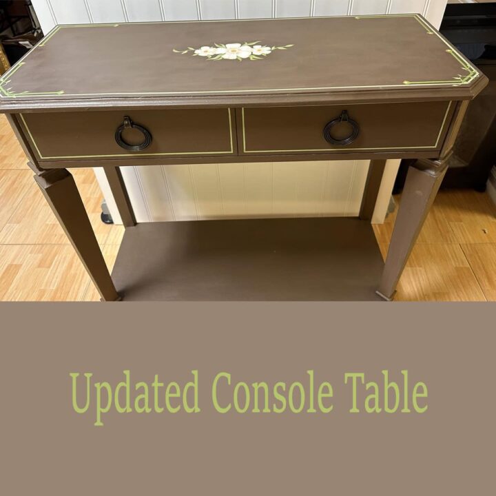 Updated console table with title