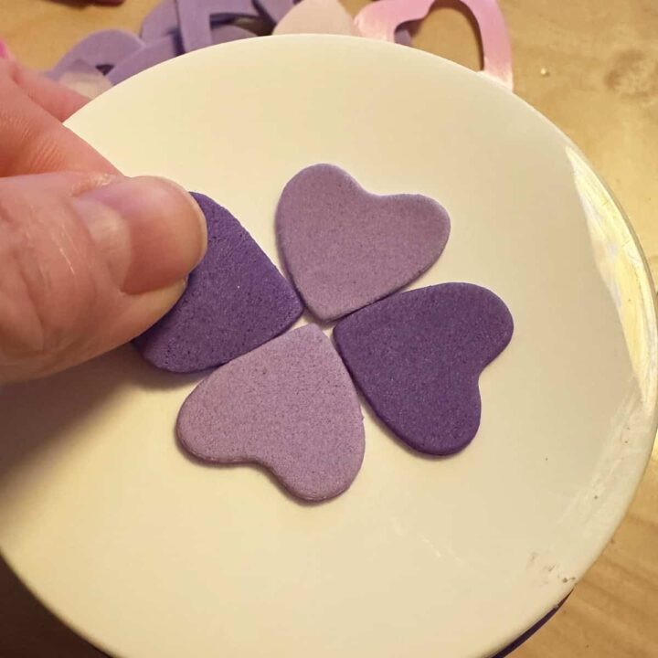 small hearts on lid