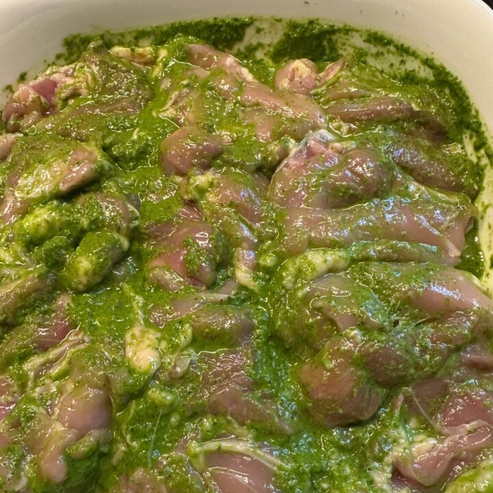 marinate on the chicken thighs in a plate