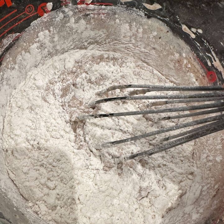 Mix flour in a bowl