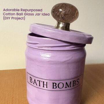 square lid - title at the top left - cotton holder finished in the picture