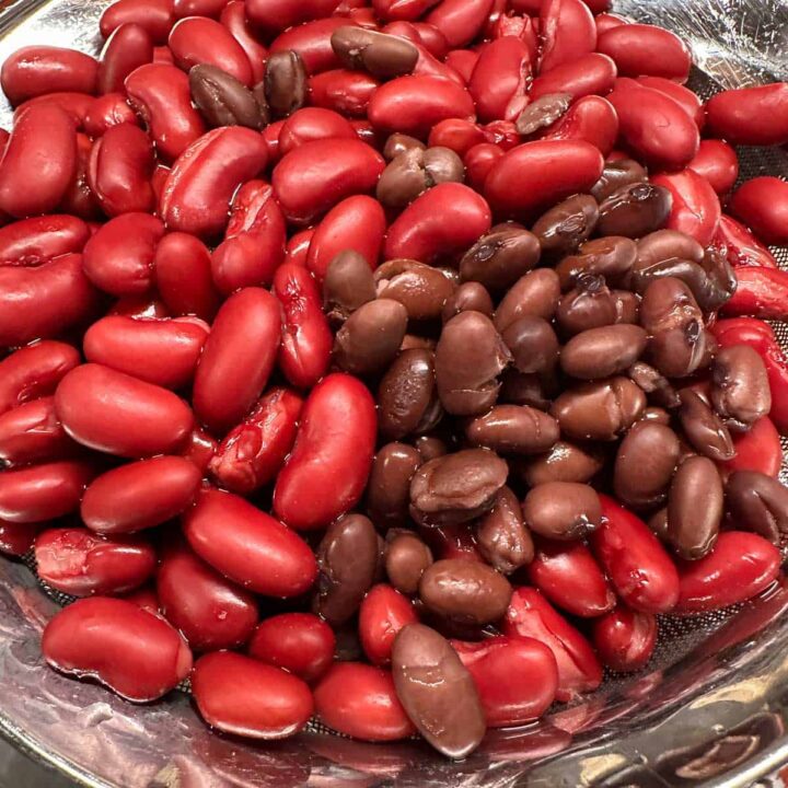 Rinse beans in the a strainer square image