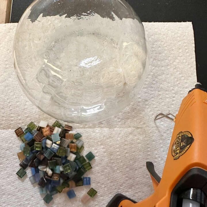 Upcycled Glass Vase into a Mosaic Organizer (Budget DIY)