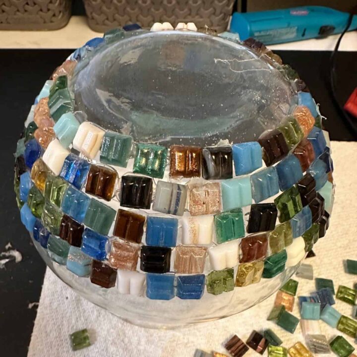 DIY Upcycled Glass Mosaic Vase: Easy Hot Glue Craft