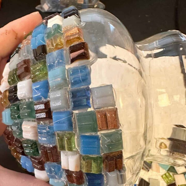 DIY Upcycled Glass Mosaic Vase: Easy Hot Glue Craft